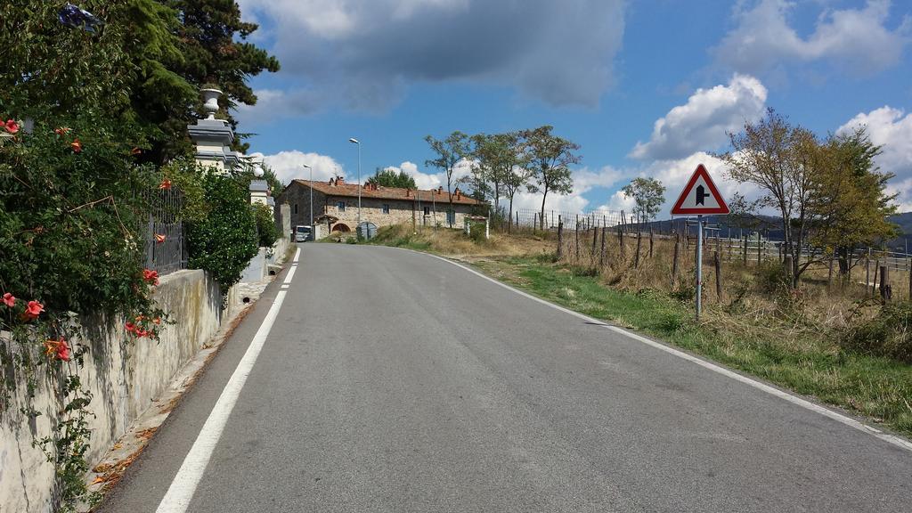 הוילה Pratolino Casa Adrigagi Firenze E La Via Degli Dei מראה חיצוני תמונה